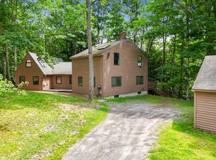 33 Lovejoy Pond Rd, Wayne, ME 04284
