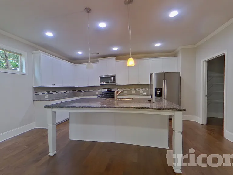 6410 Country Lake Rd — Photo 9