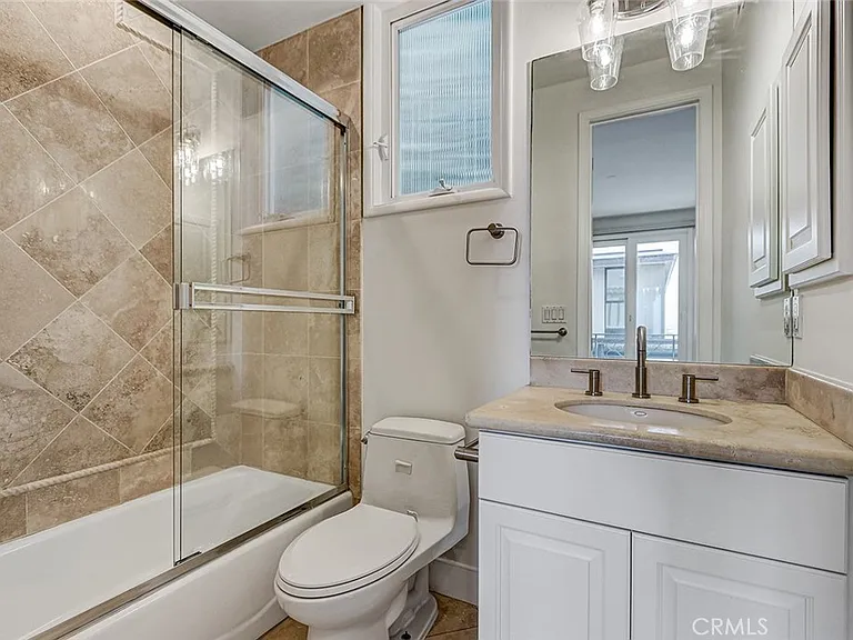 115 23rd St — Photo 26