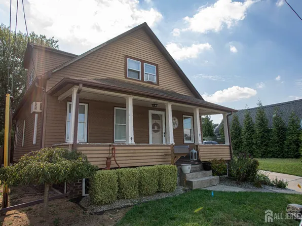 11 Conrad St, Sayreville, NJ 08872