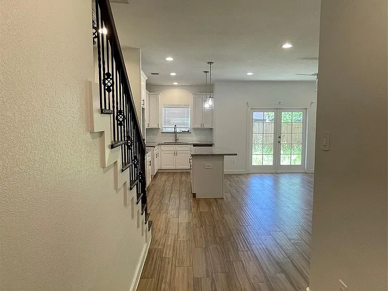 5314 Longmeadow St #B — Photo 13