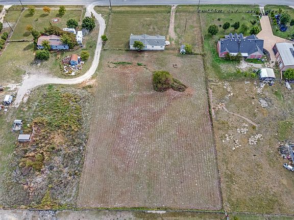 2nd image of 5986 County Road 593