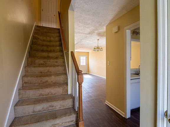 3rd image of 4628 Brookwood Ln