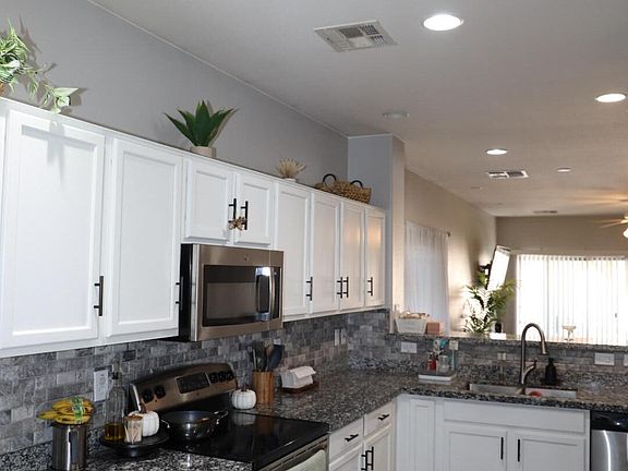 4th image of 10142 W Wier Avenue