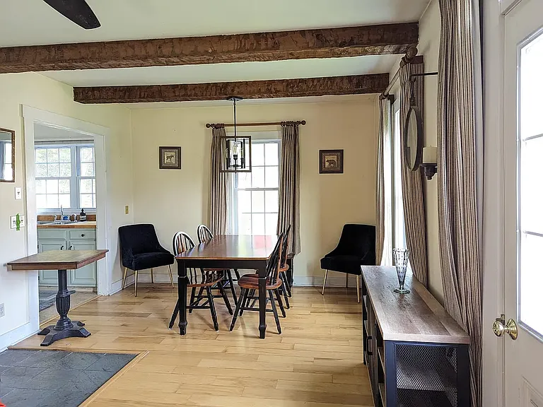425 Nebraska Valley Rd — Photo 14