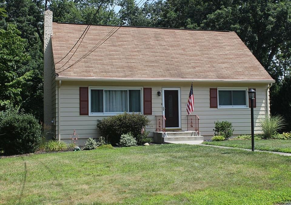 1st image of 36 Gottlieb Dr