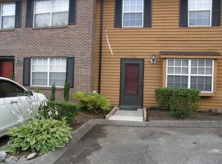 1206 Crest Brook Dr, Knoxville, TN 37923