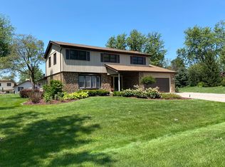 13258 Meadowlark Dr, Orland Park, IL