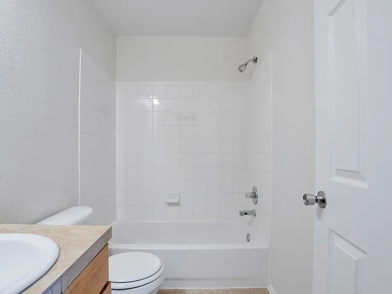 1254 S Zeno Way #E — Photo 18