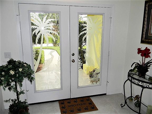 4th image of 401 Joy Haven Dr