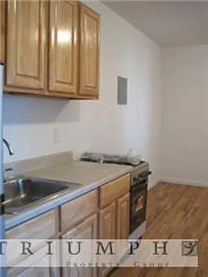 Rented by Triumph Property Group | media 26