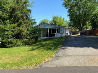 5088 Old Smith Valley Rd, Greenwood, IN 46143