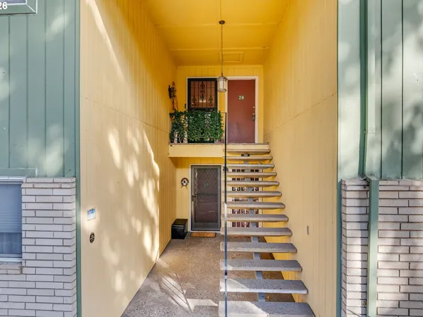 13155 SW Allen Blvd APT 24, Beaverton, OR 97005