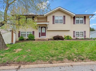 59 Muir St, Eureka, MO 63025