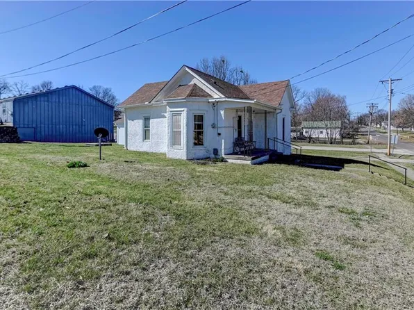 211 W Maple St, Plattsburg, MO 64477