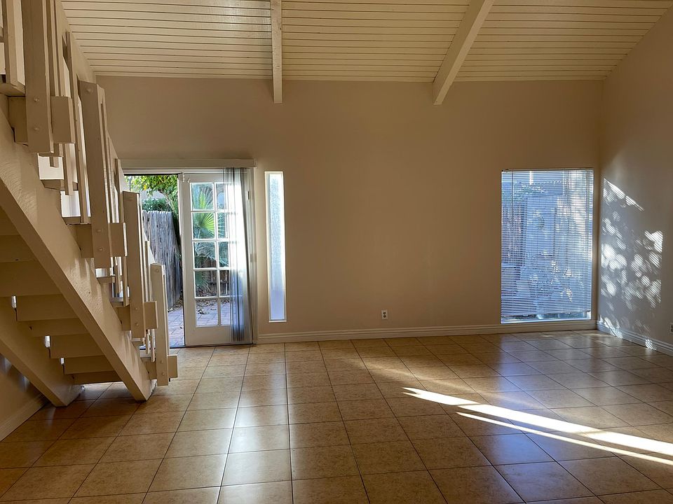 1st image of 4071 Gold Coast Dr