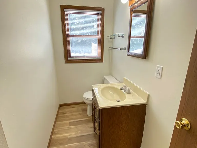 1785 Alexandra Ct — Photo 6