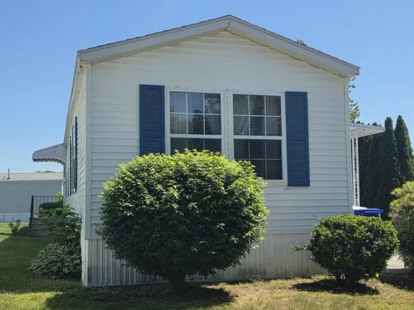 193 Tremont St #85, Taunton, MA 02780