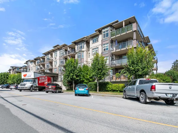 45893 Chesterfield Ave #401, Chilliwack, BC V2P 1M5