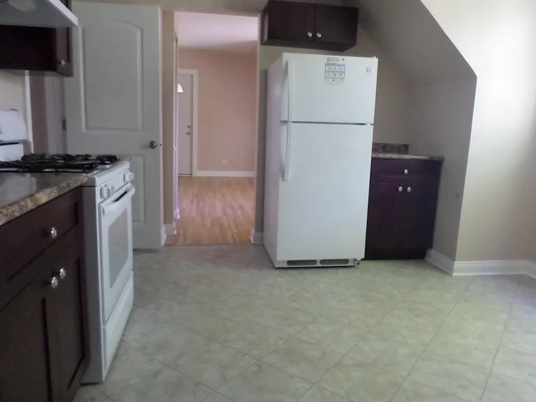 3257 W 38th Pl — Photo 4