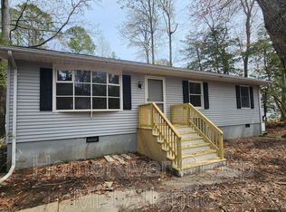 6 Greenwood Ln, Ocean Pines, MD 21811