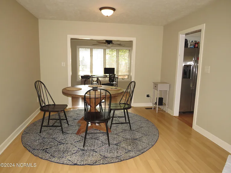 16 Cameron Ln — Photo 15