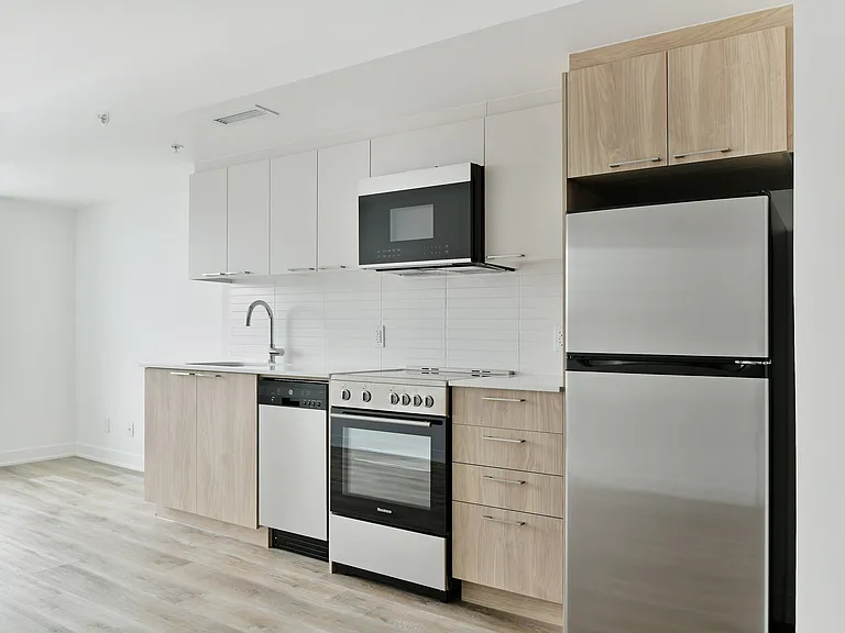 36 Robinson Ave — Photo 12
