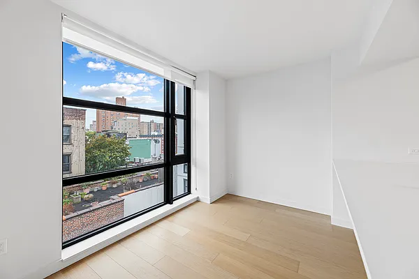 Rented by REAL New York | media 11