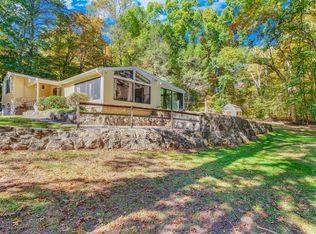 34 Ridge Acres Rd, Branford, CT 06405