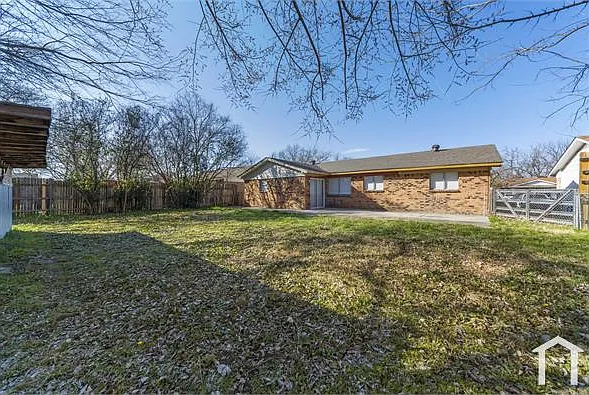 3014 Patricia Ln — Photo 40