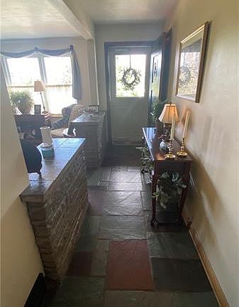 2nd image of 136 Broadlawn Dr