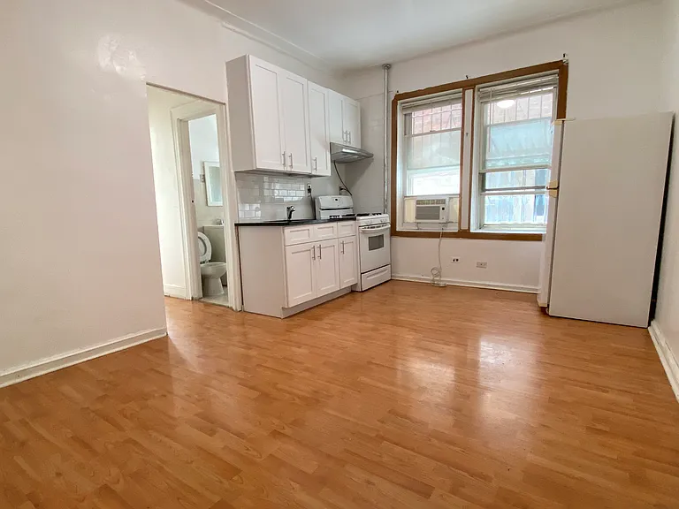 111-12 41st Ave #1R — Photo 1