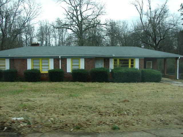 1st image of 12 Alice Farr Dr