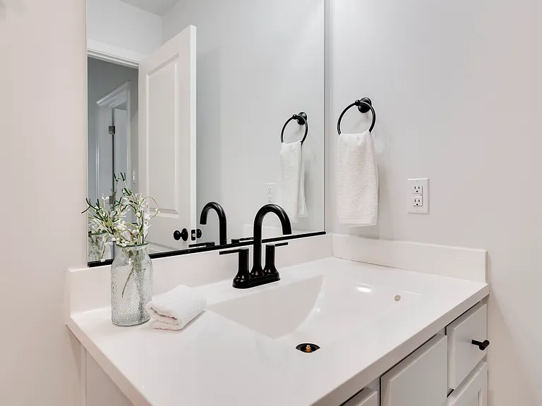 1301 N 30th St #B — Photo 9