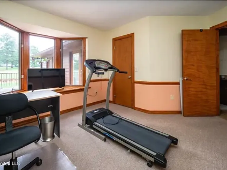 562 S Deerfield Dr — Photo 13