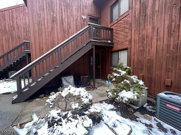 3rd image of 1 Big Sky Dr Unit 3