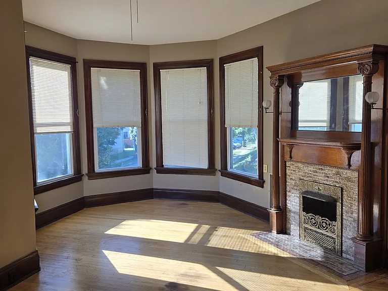 2592 N Murray Ave #1 — Photo 2