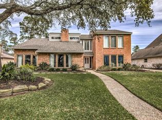 12110 Glenway Dr, Houston, TX 77070
