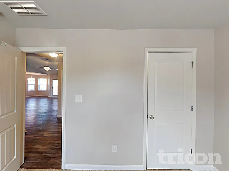 37 Oakville Dr — Photo 10