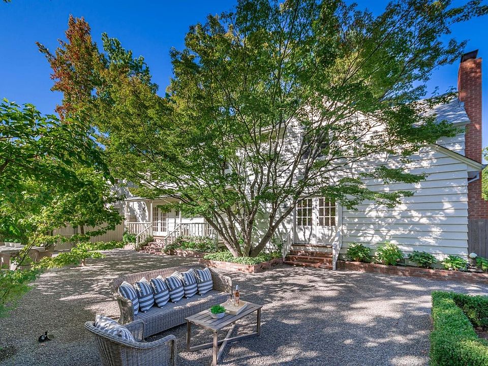 1st image of 318 Glass Mountain Lane