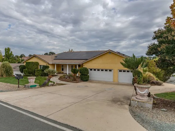 2115 Grouse Dr, Valley Springs, CA 95252