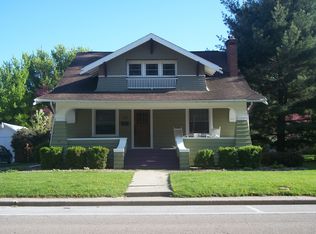 717 E 1st South St, Carlinville, IL