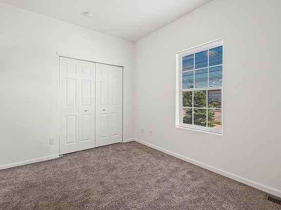 4th image of 2451 Pelican Way