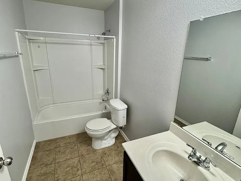 5816 Knoll Pines Pass — Photo 18