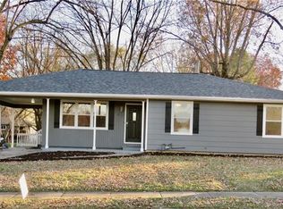 822 E Gay St, Warrensburg, MO 64093