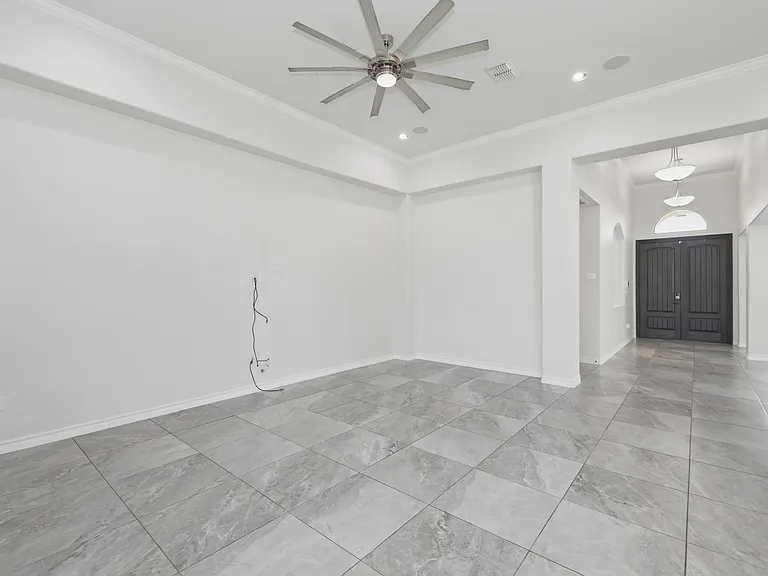 7225 Sylvia Plath Dr — Photo 8