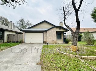 10118 Rainbow Bnd, San Antonio, TX 78250