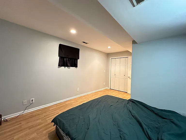 1326 N Claremont Ave #6H — Photo 18