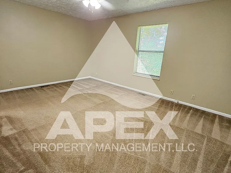 1331 Francis Station Dr — Photo 12