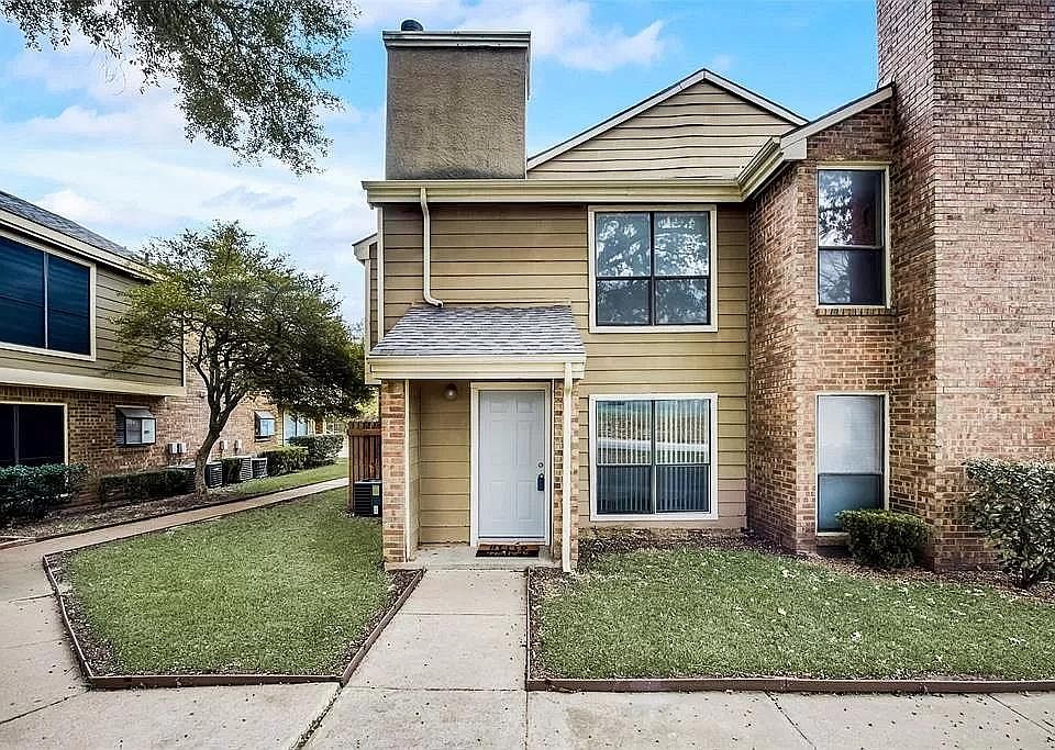 1st image of 2125 Park Willow Ln APT B